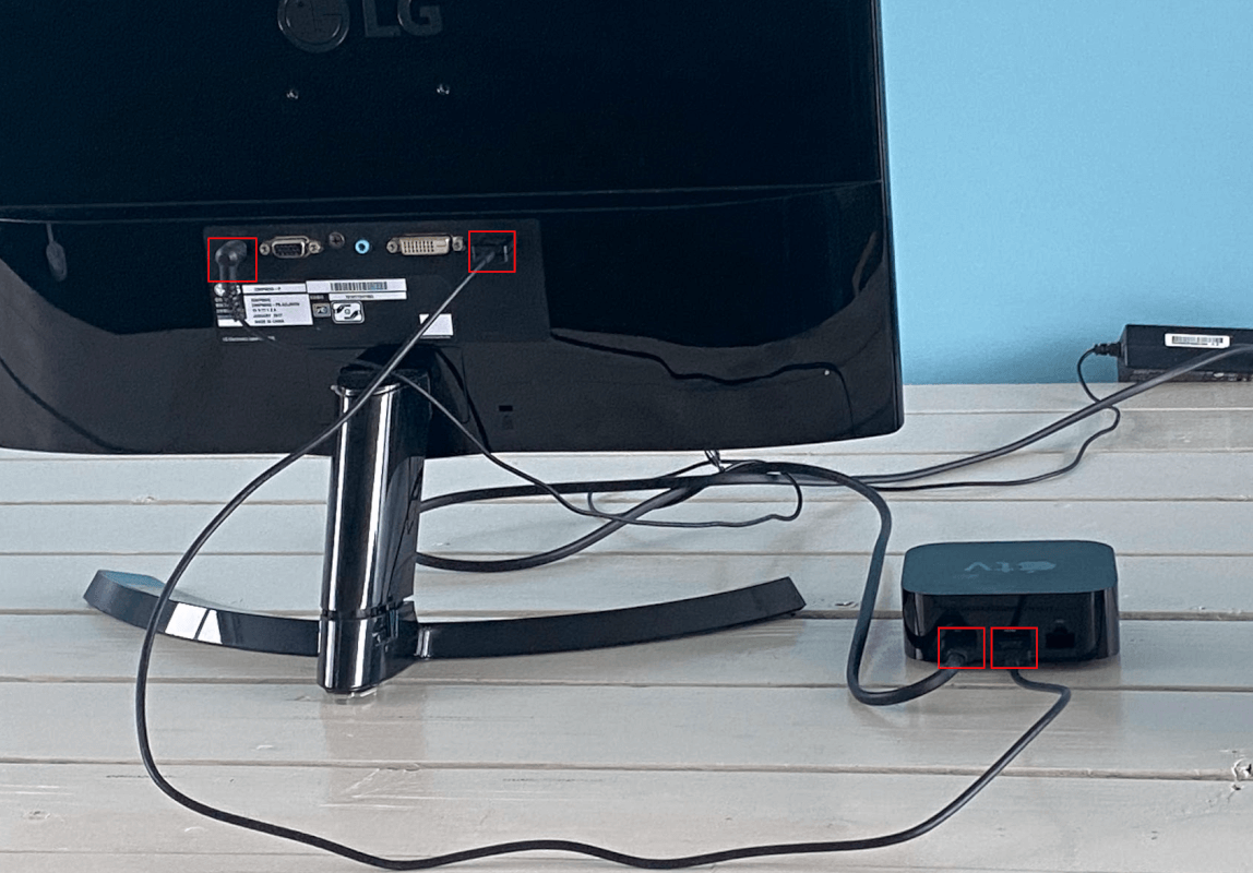 HDMIと電源の接続を確認